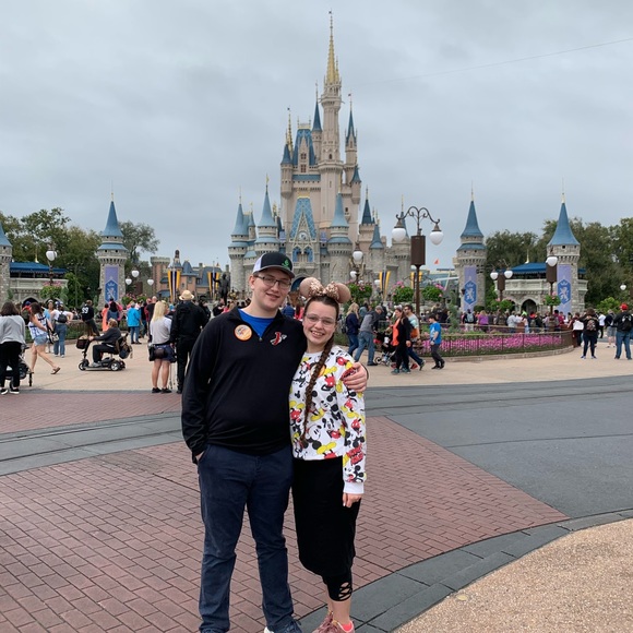 Meet your Posher, Zoe - Picture 5 of 17